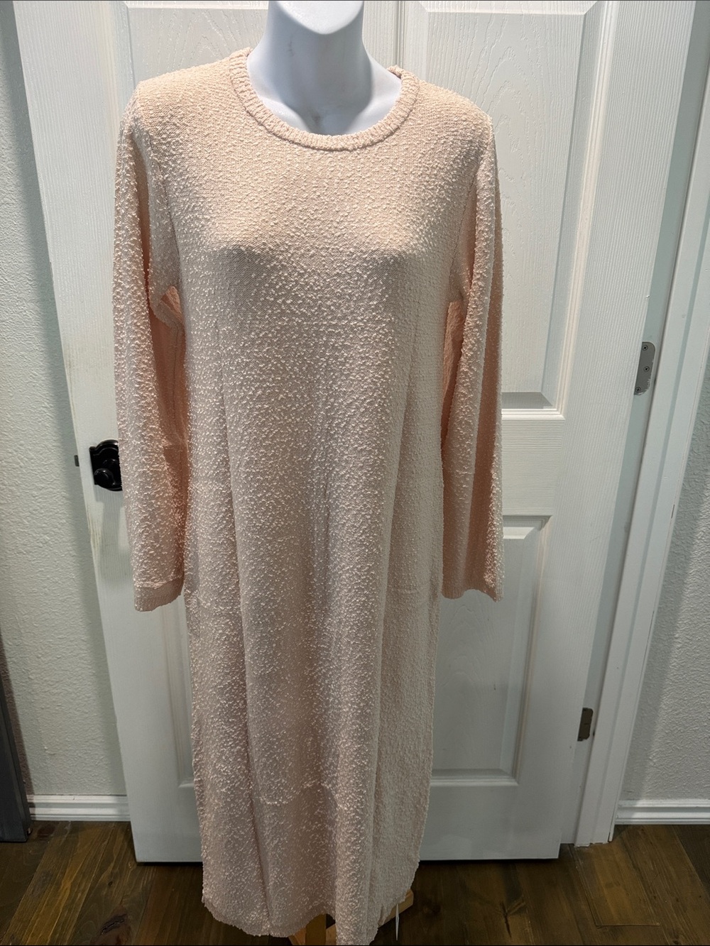 Women's Long Textured Knit Dress - Blush Pink